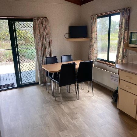 Victoria Lake Holiday Park Shepparton Exterior photo