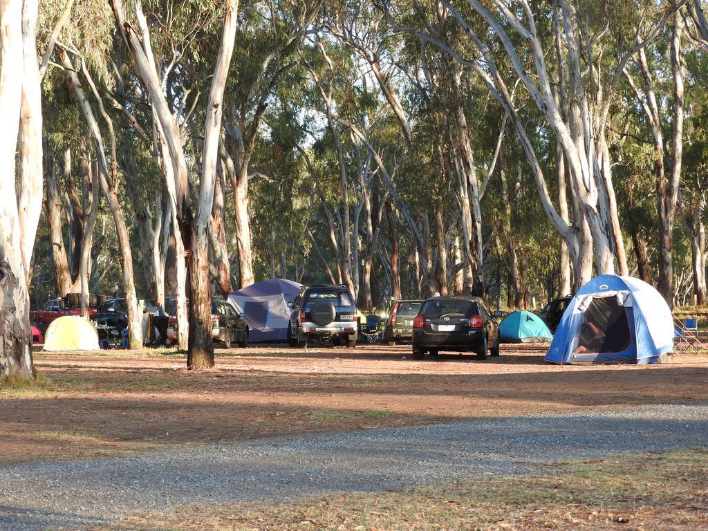 Victoria Lake Holiday Park Shepparton Exterior photo